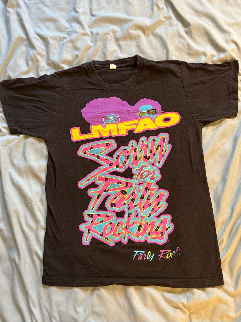 Vintage 2012 LMFAO BAND 2012 TOUR Gift For Fan T-shirt, size P/Small